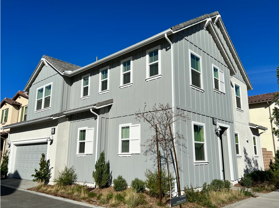 Retro Windows and Patio Doors LLC