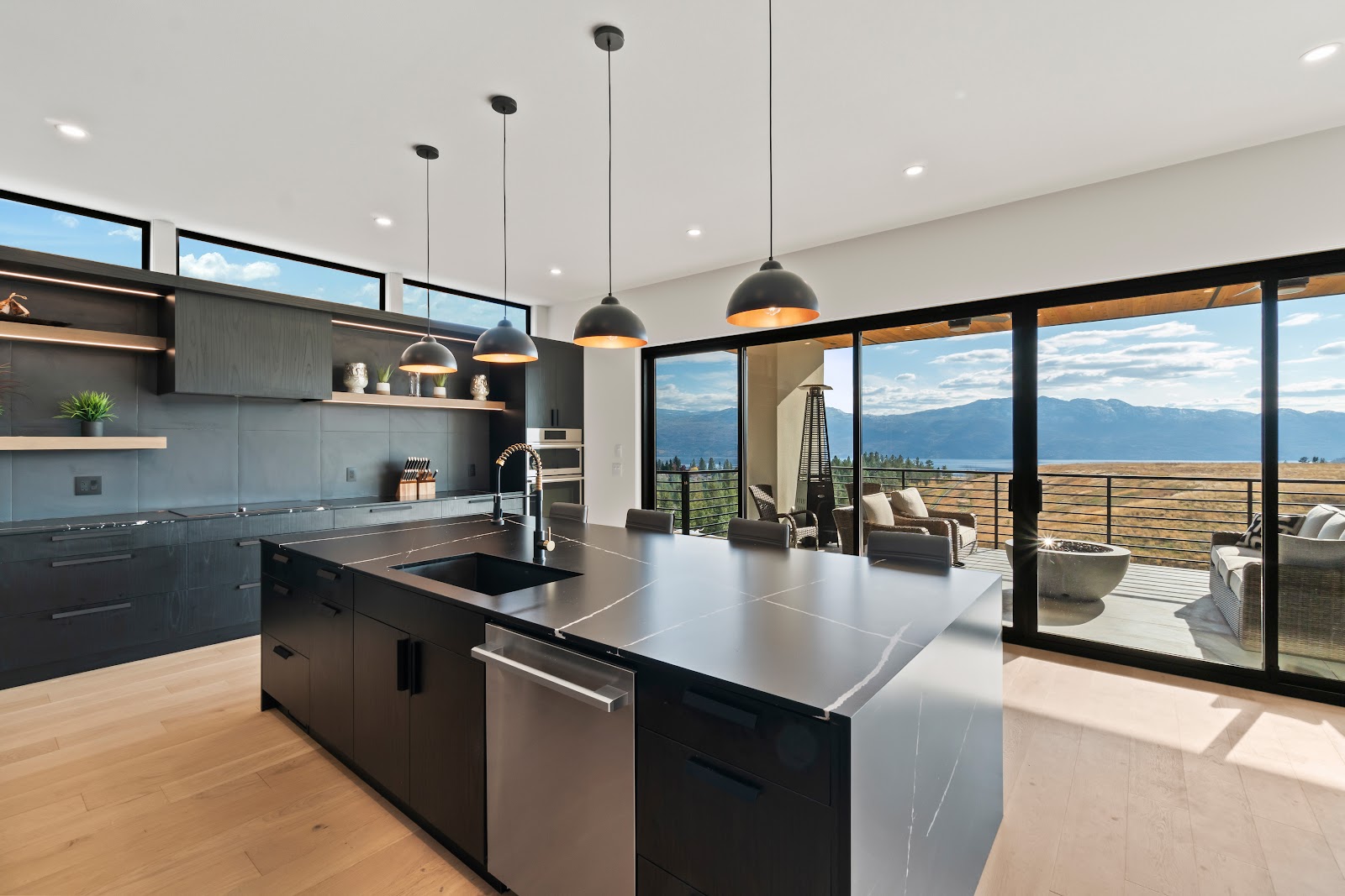 B & H Painting and Decorating