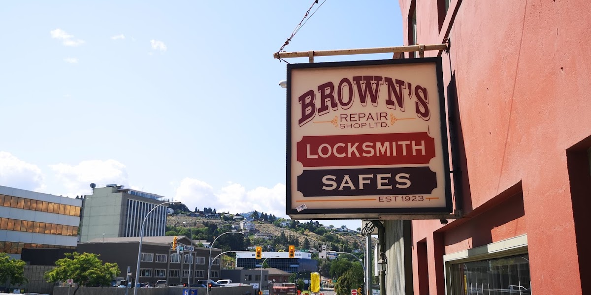 Browns Locksmith/Rays lock and Key