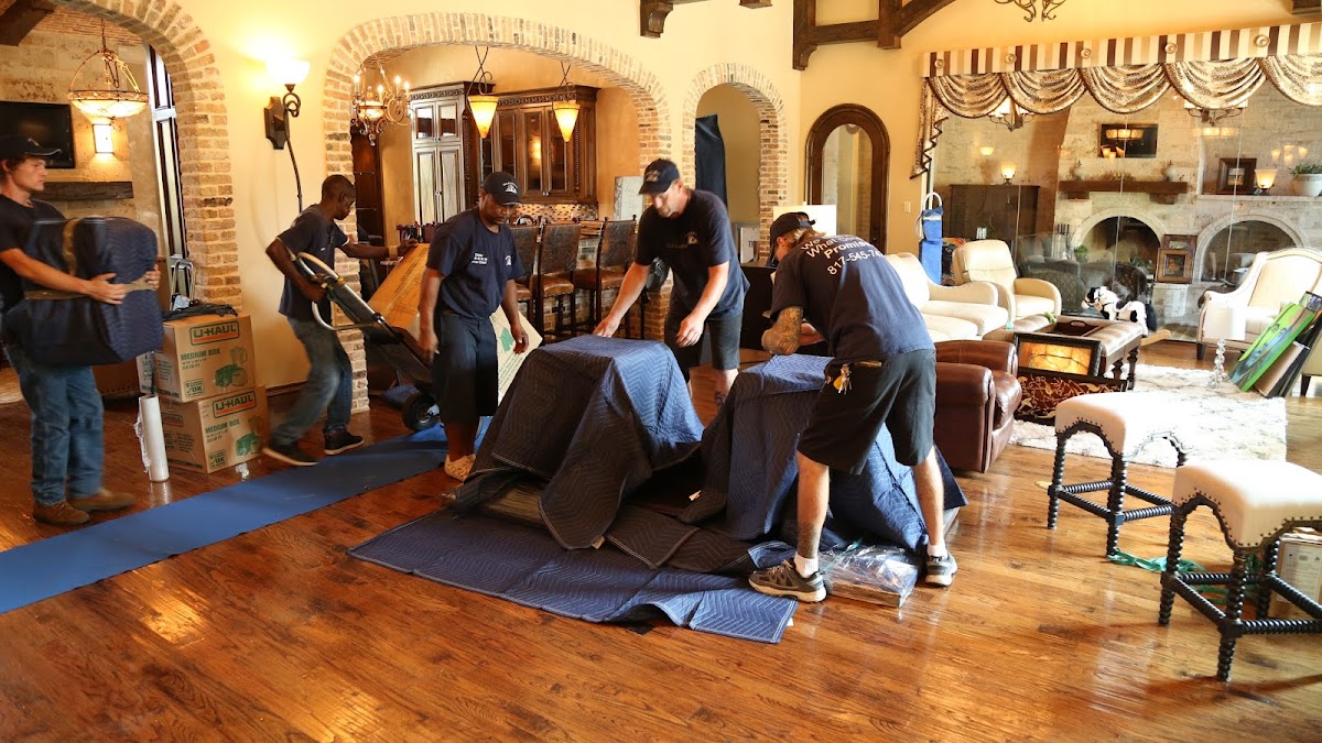 Olde World Movers - Frisco