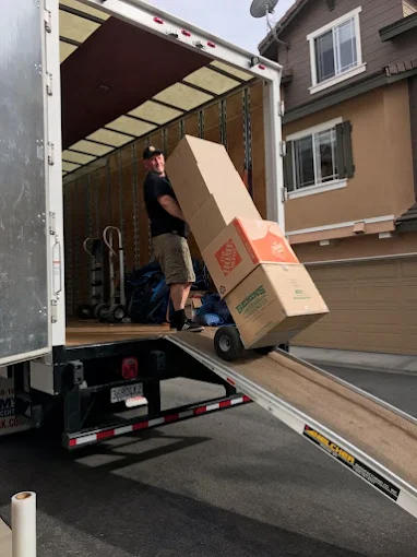 Movers Huntington Beach