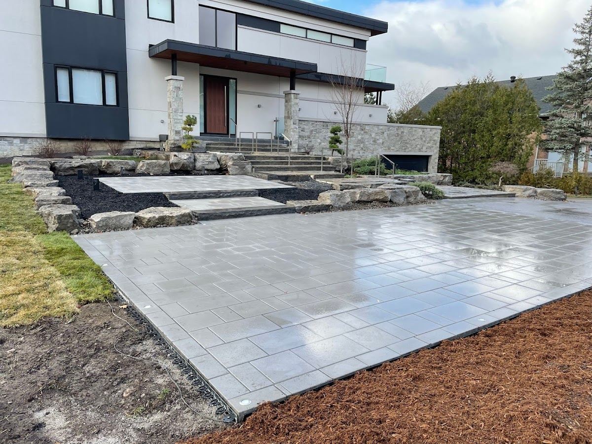 Armour Landscaping & Interlocking Richmond Hill