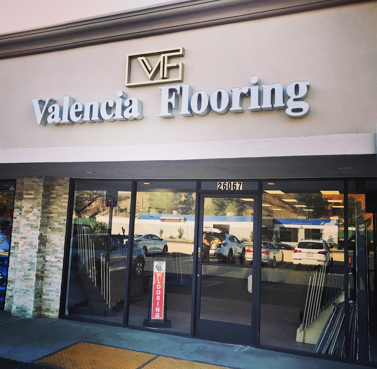 Valencia Flooring Inc.
