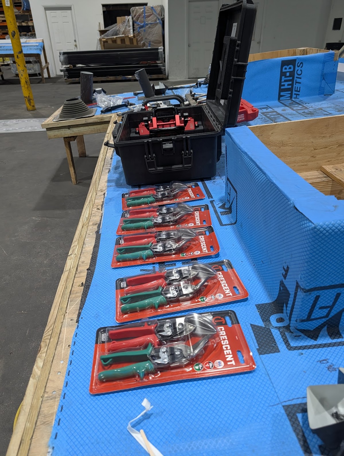 Leons Roofing and Renovations Ltd.