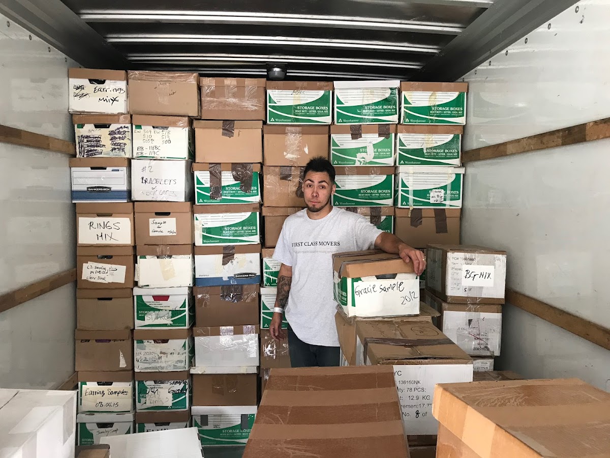 First Class Movers LLC