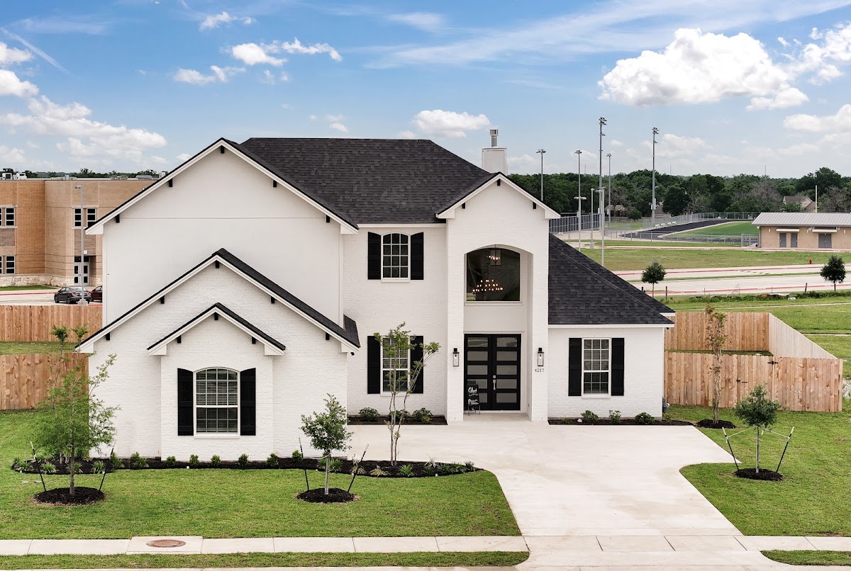 Oakwood Custom Homes
