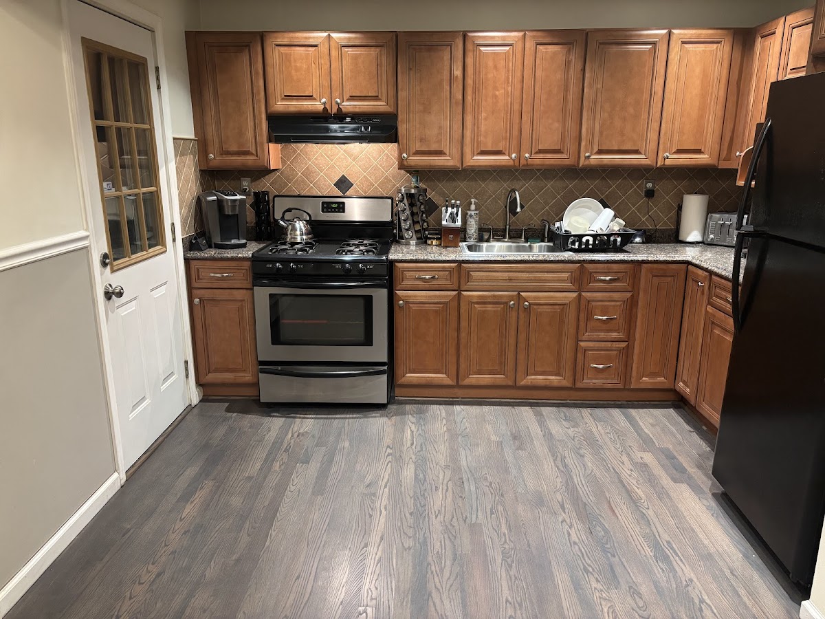 Chelo Wood Sanding & Refinishing, Inc