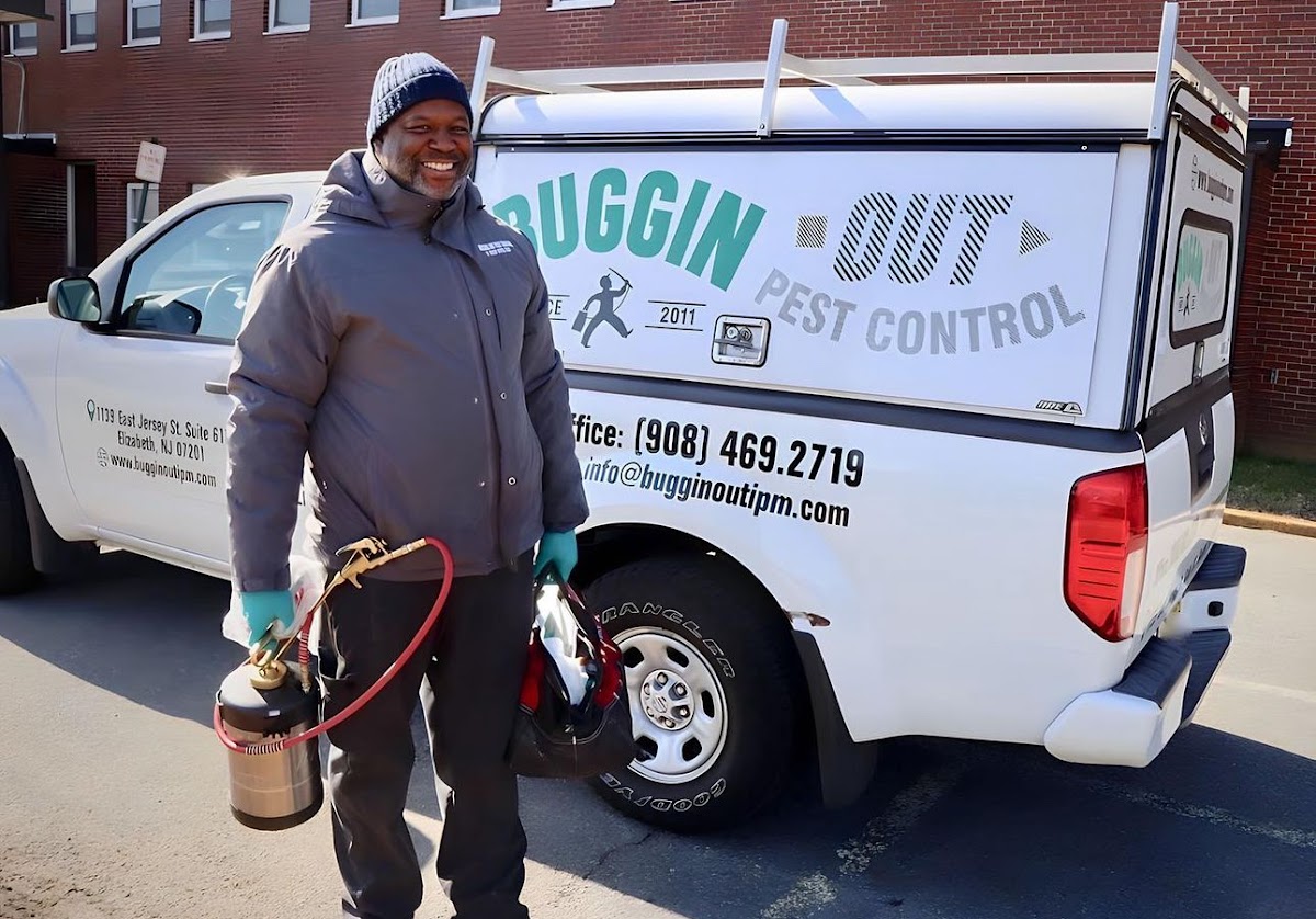 Buggin' Out Pest Control
