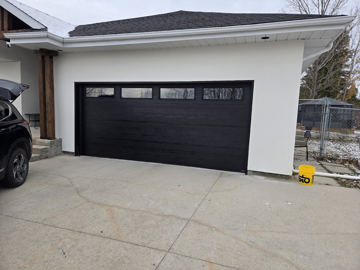 Mid Can Door