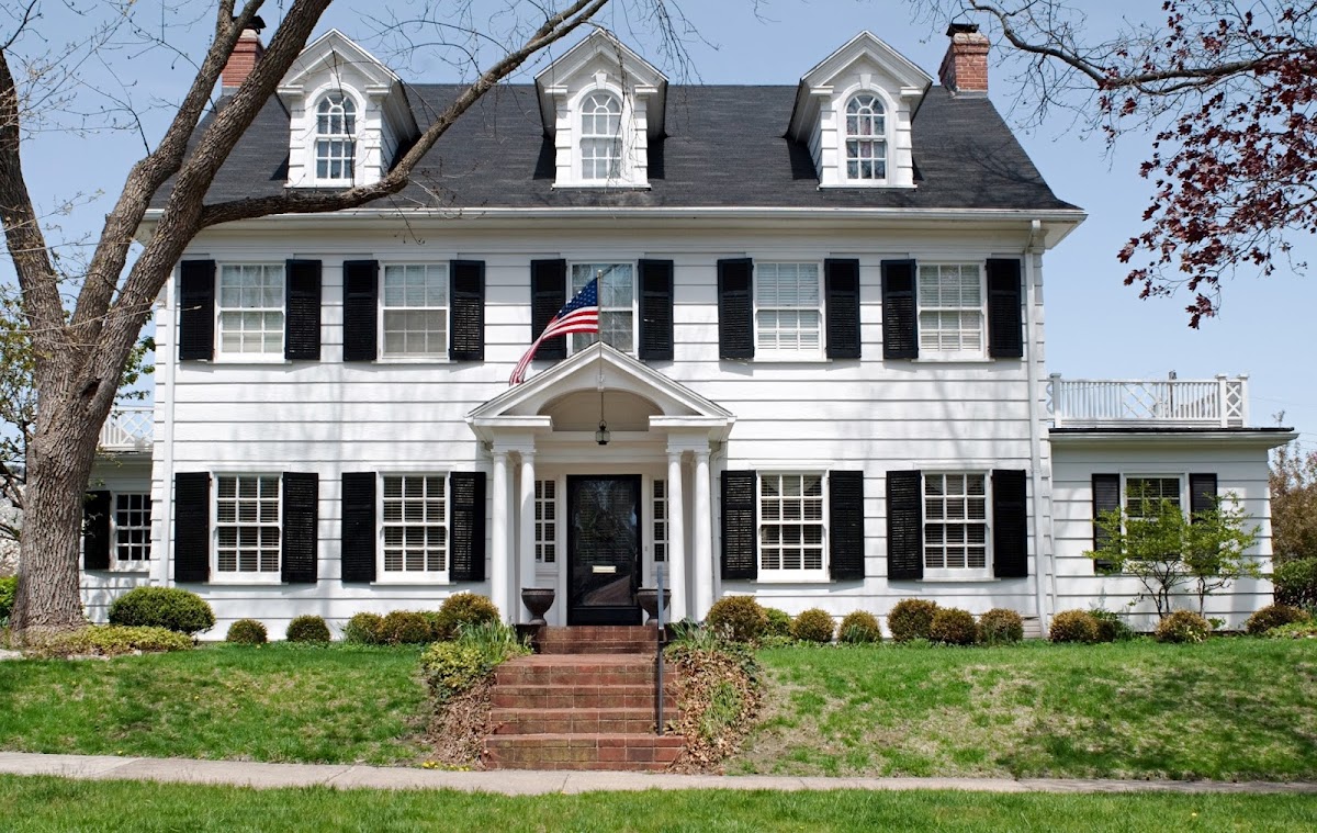 Universal Windows Direct of Syracuse