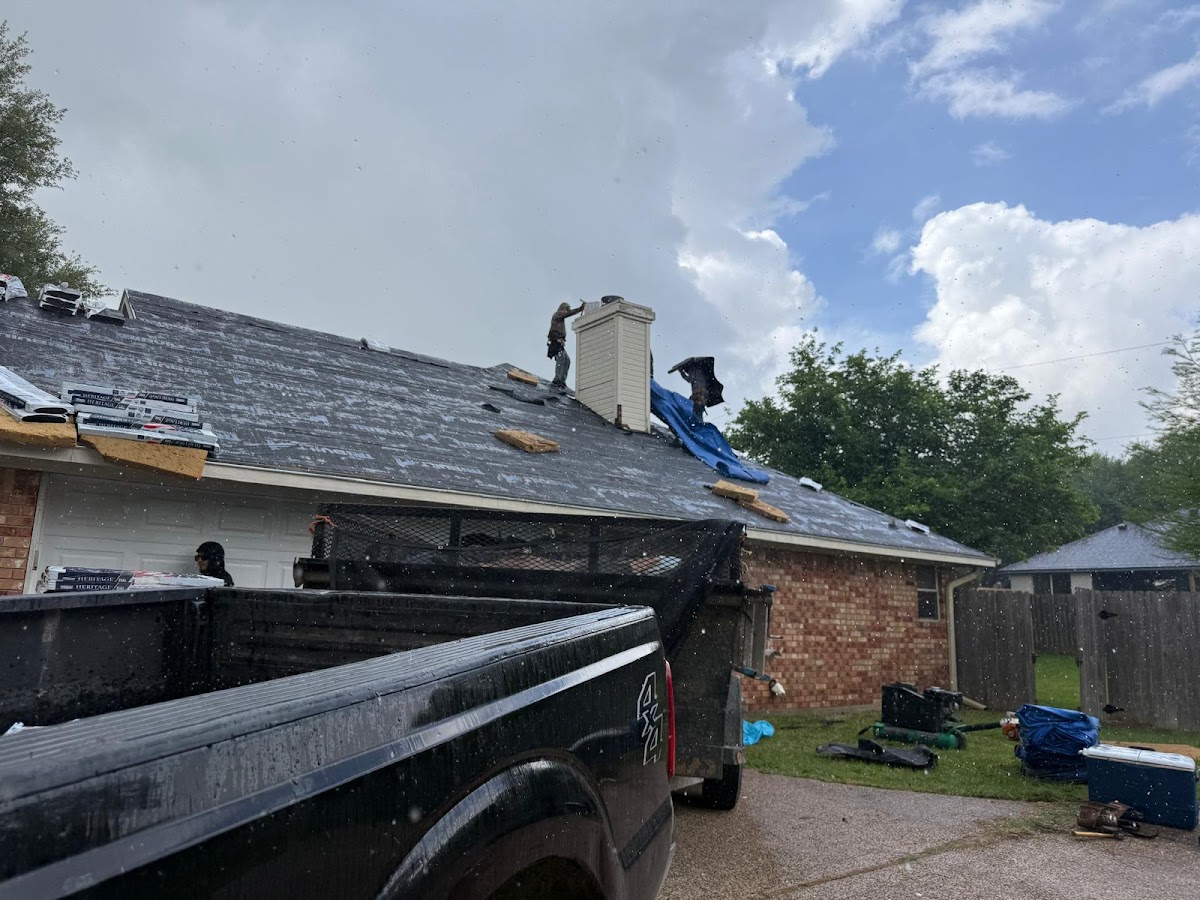 Manuel Chavez Professional Roofing & Remodeling LLC