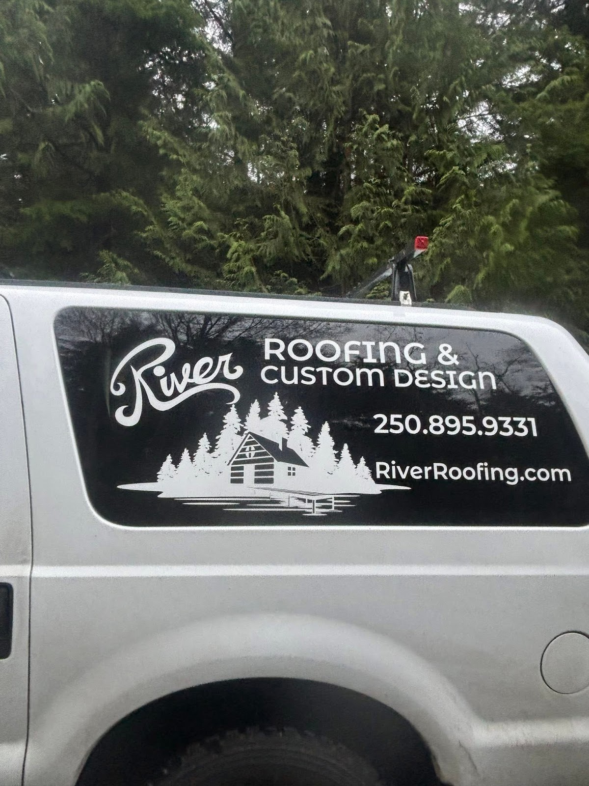 River Roofing & Custom Design