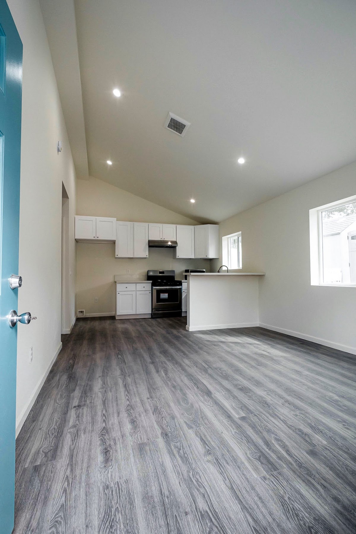 LEVET CONSTRUCTION