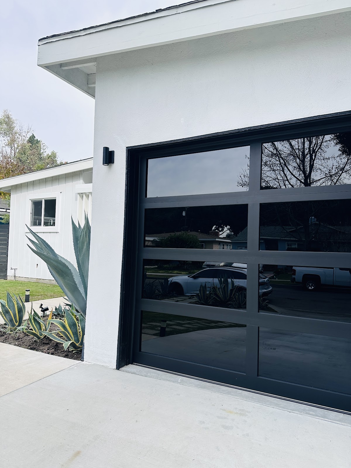 AC GARAGE DOORS (An American Classic Door Co)