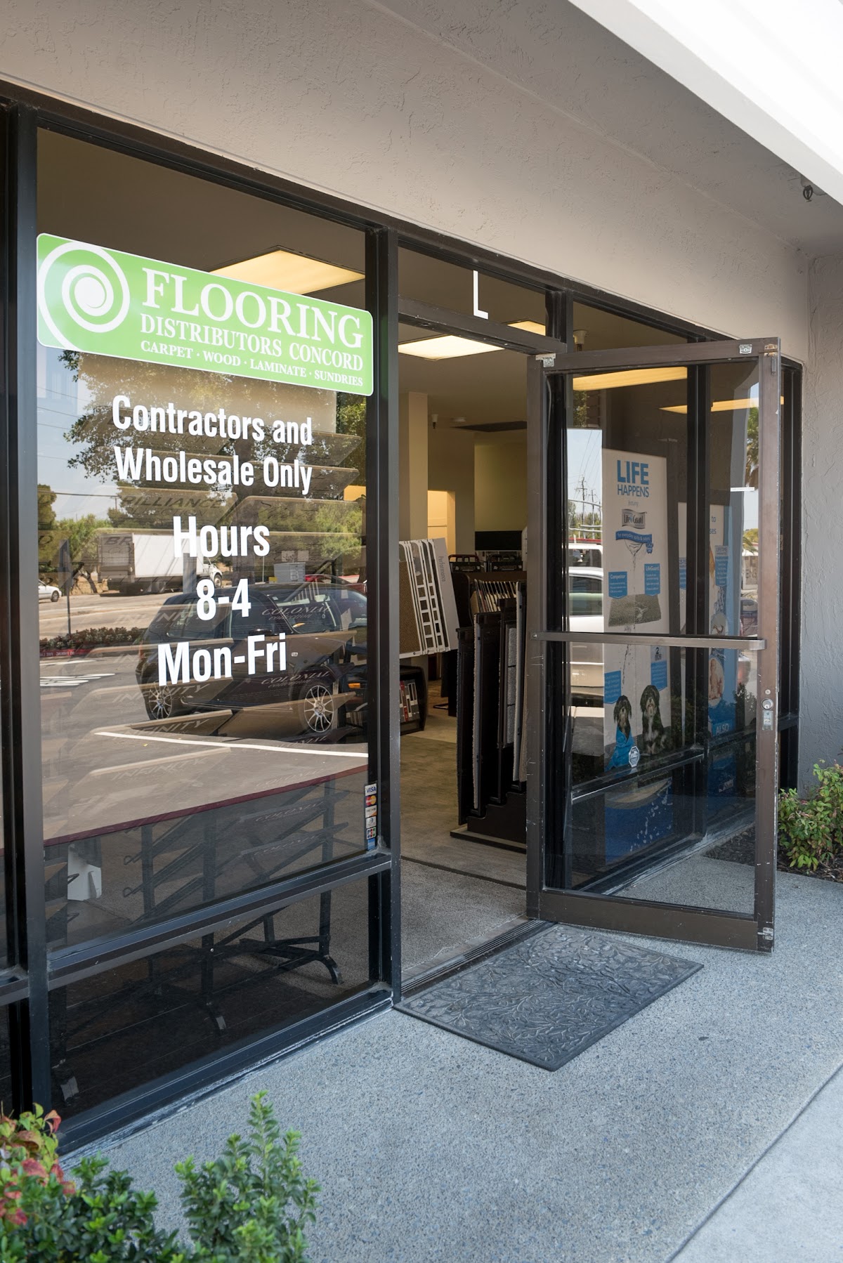 Flooring Distributors Concord - In Stock Discount Flooring for Do It Yourselfers and Contractors
