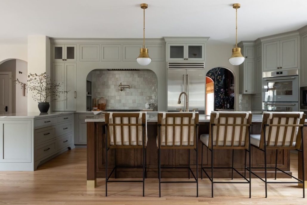 Momentum Construction + Design