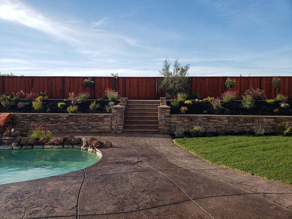 Llano Grande Landscaping