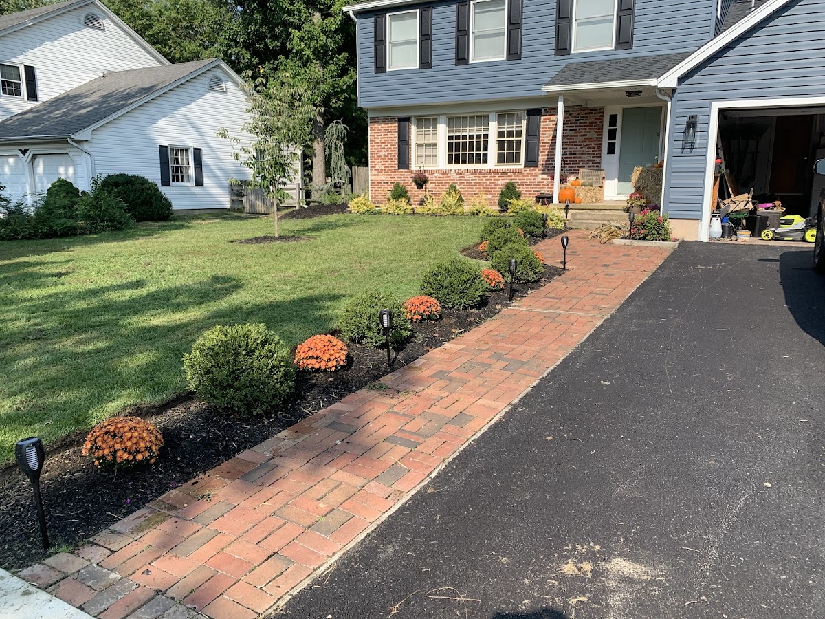 Four’s Landscaping LLC