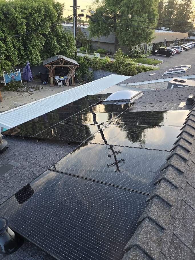 MJ's Solar Spa | Bird Control | Solar Panel Cleaning