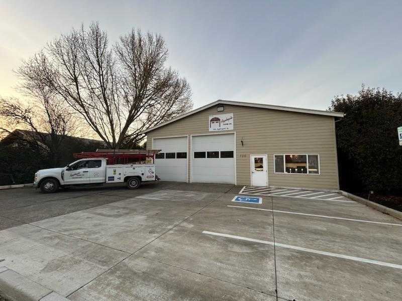 Applegate Door Company
