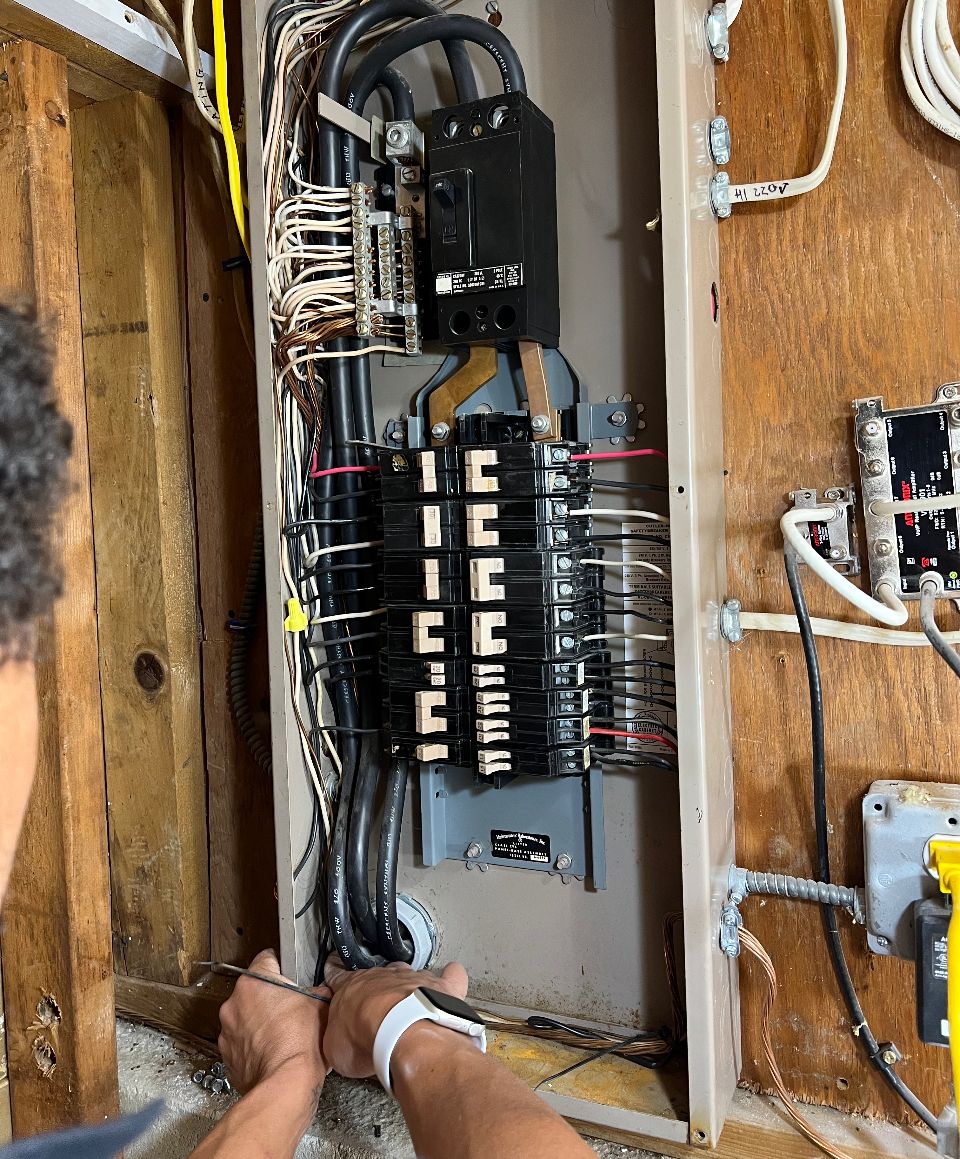 Born to Shine LLC - Electrician in Danbury