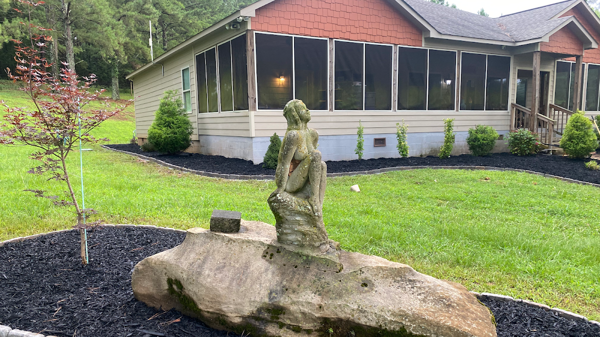 Forrest’s Lawn And Landscaping