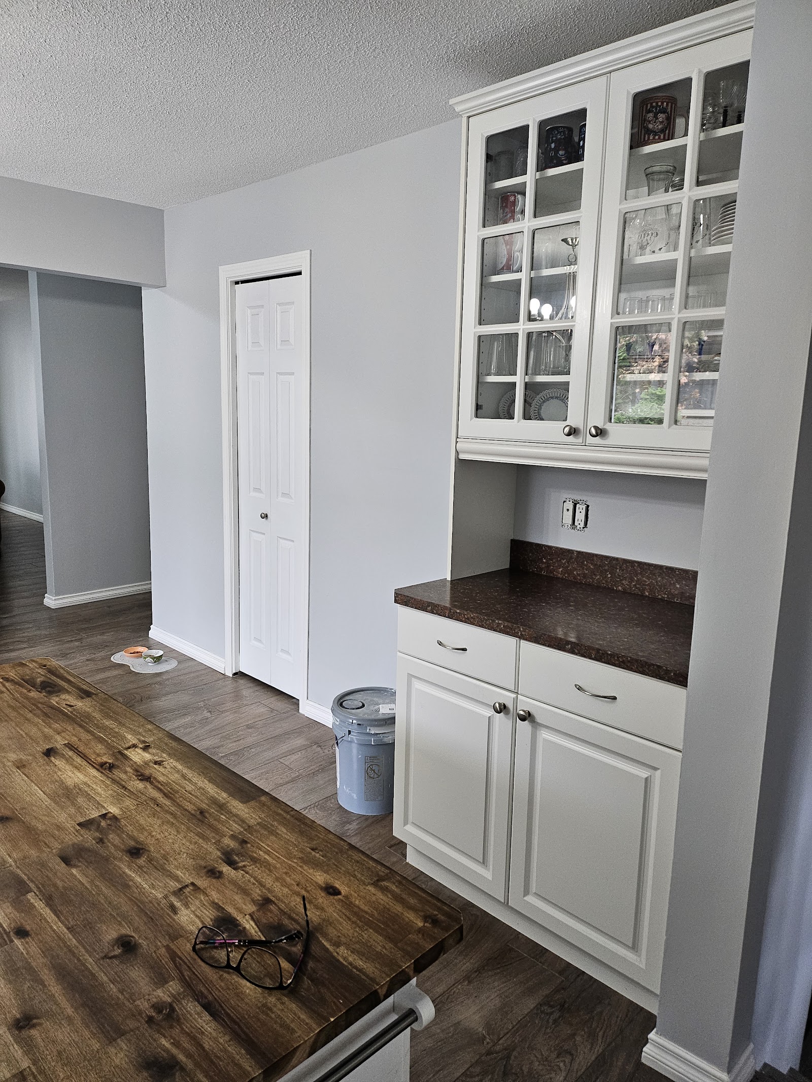 Sernco Painting and Decorating Ltd